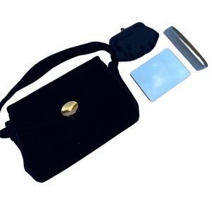 Vintage Magid Velvet Clasp Handbag